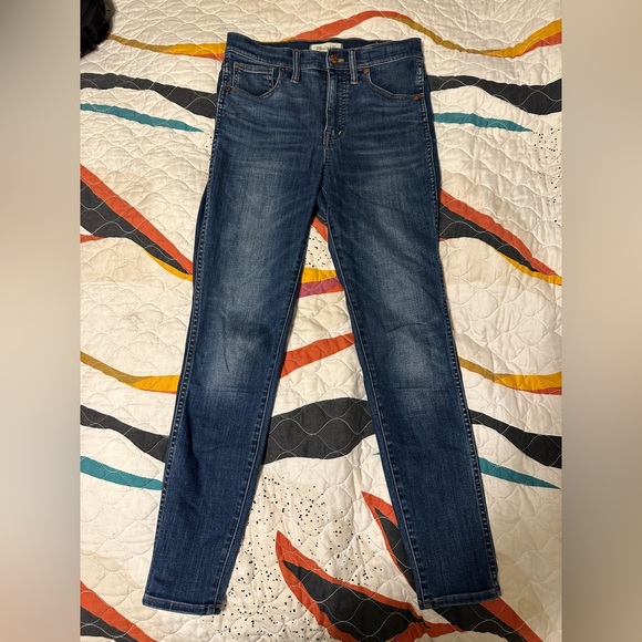 Woman’s size 27 Madewell Skinny Jeans - Picture 2 of 5